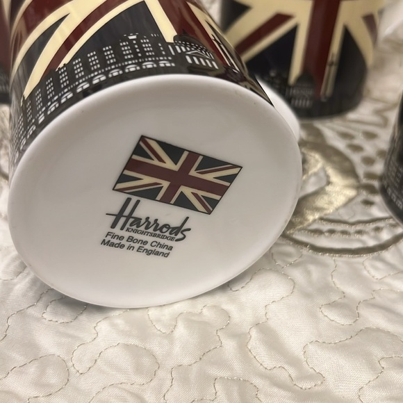 Harrods - fine boner China made in England - set of 4 NWOT - Picture 6 of 6